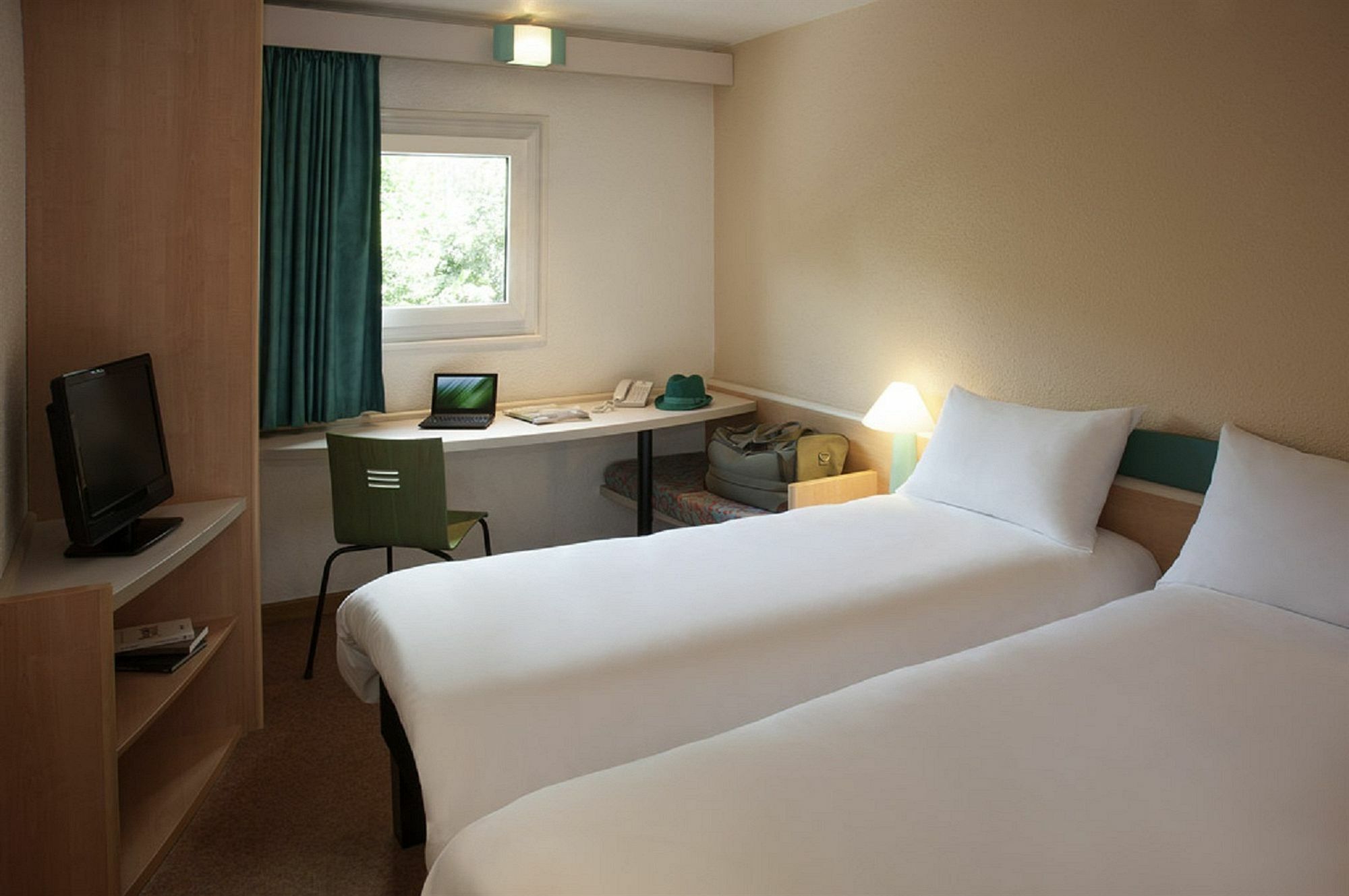 Ibis Reims Tinqueux Hotel Ngoại thất bức ảnh