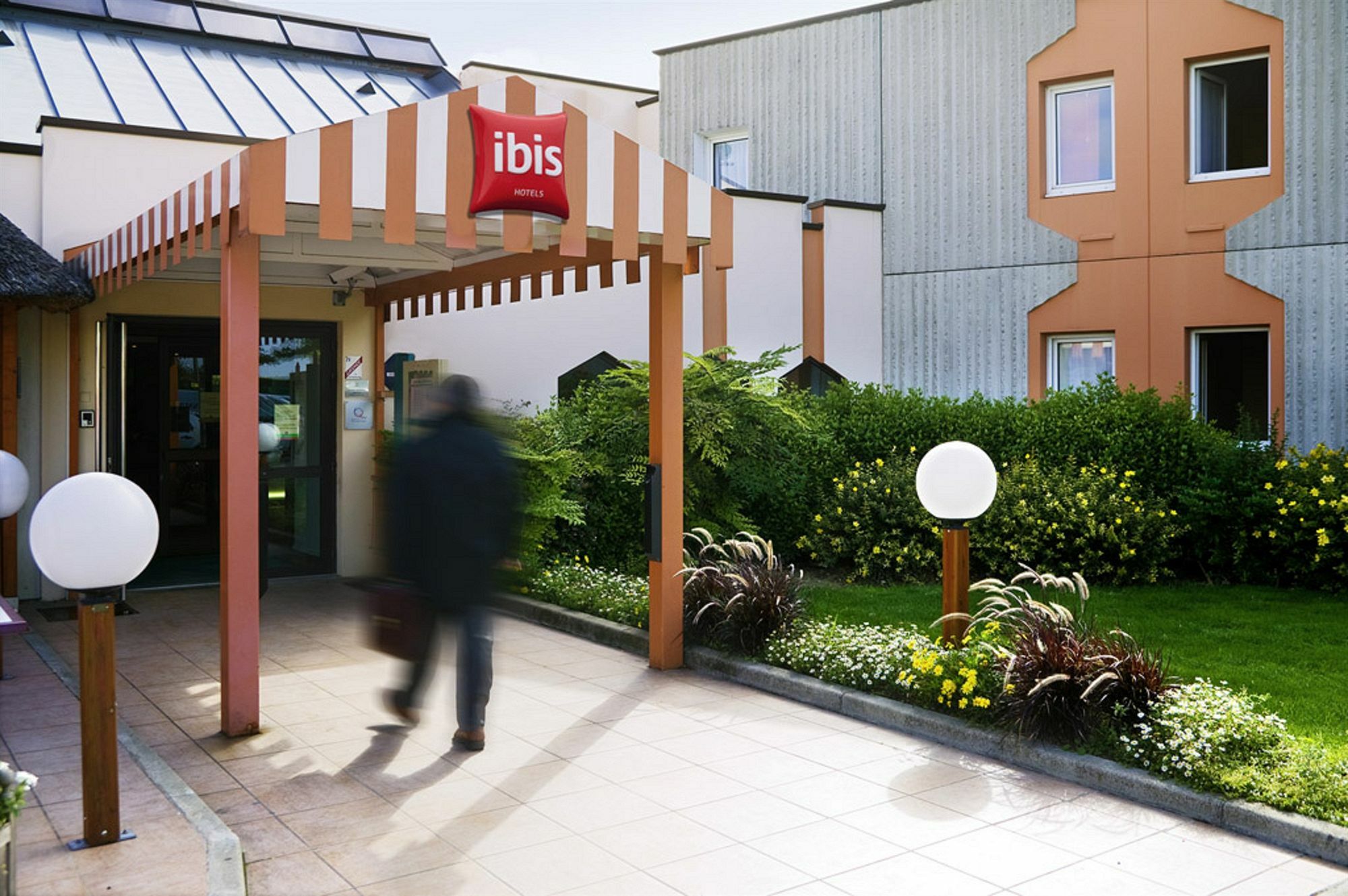 Ibis Reims Tinqueux Hotel Ngoại thất bức ảnh